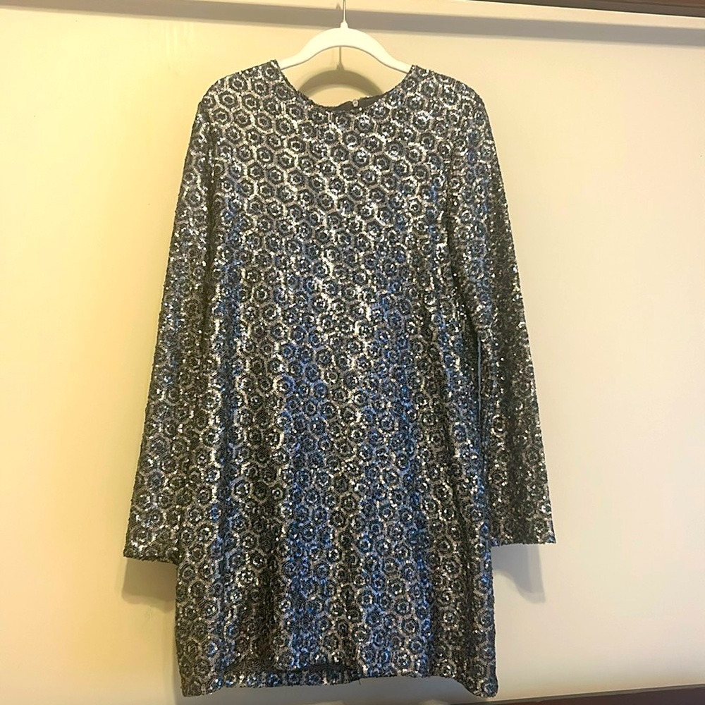 Zara size large, silver sequin a-line dress, great for holidays!